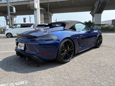 صورة 13 لـ 2020 Porsche 718 SPYDER