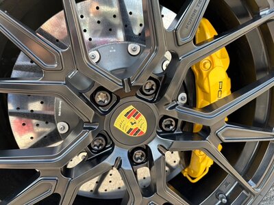 صورة 23 لـ 2020 Porsche 718 SPYDER