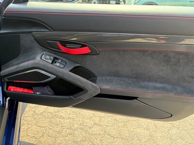 صورة 33 لـ 2020 Porsche 718 SPYDER
