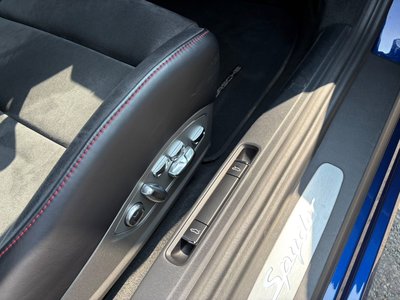 صورة 34 لـ 2020 Porsche 718 SPYDER