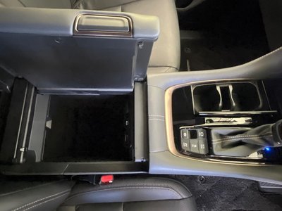 صورة 56 لـ 2024 Toyota ALPHARD