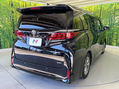 صورة 30 لـ 2024 Toyota ALPHARD