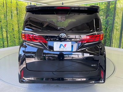 صورة 17 لـ 2024 Toyota ALPHARD