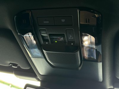 صورة 60 لـ 2025 Lexus GX