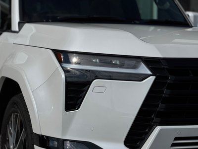 صورة 23 لـ 2025 Lexus GX