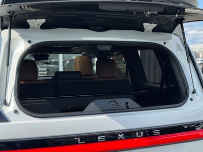 صورة 41 لـ 2025 Lexus GX
