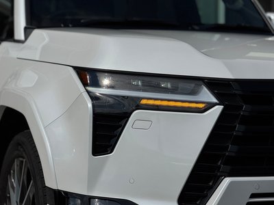 صورة 24 لـ 2025 Lexus GX