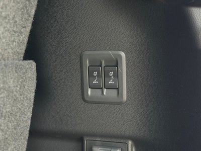 صورة 79 لـ 2025 Lexus GX