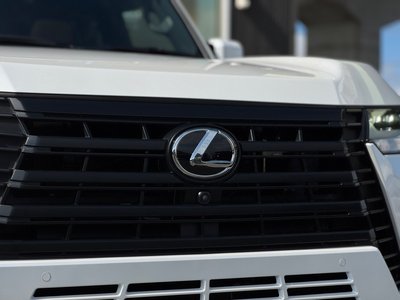 صورة 21 لـ 2025 Lexus GX
