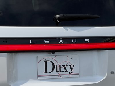 صورة 45 لـ 2025 Lexus GX