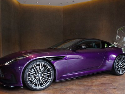 2024 Aston Martin DB12 — фото 5