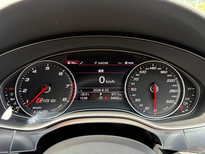 2017 AUDI RS6 AVANT 照片 34