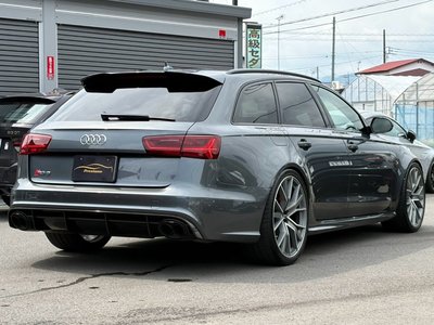 2017 AUDI RS6 AVANT 照片 8
