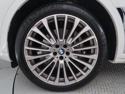 2023 BMW X7 thumbnail 50