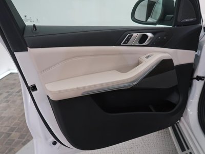 2023 BMW X7 thumbnail 47
