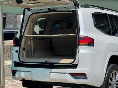 2026 Toyota LAND CRUISER 300 缩略图 32