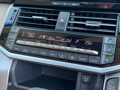 2026 Toyota LAND CRUISER 300 缩略图 51