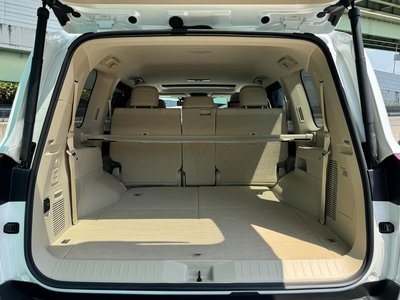 2026 Toyota LAND CRUISER 300 缩略图 33