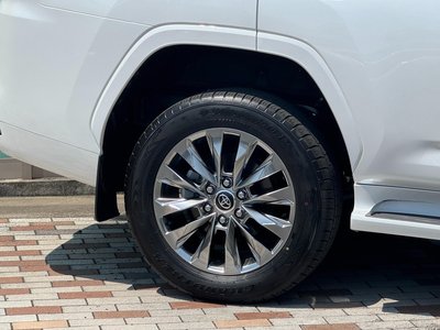2026 Toyota LAND CRUISER 300 缩略图 27