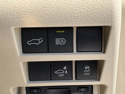 2026 Toyota LAND CRUISER 300 缩略图 41