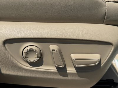 2026 Toyota LAND CRUISER 300 缩略图 40