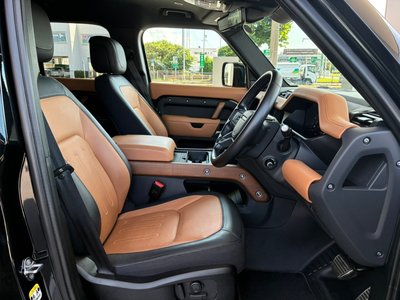 2023 LAND Rover DEFENDER photo 13