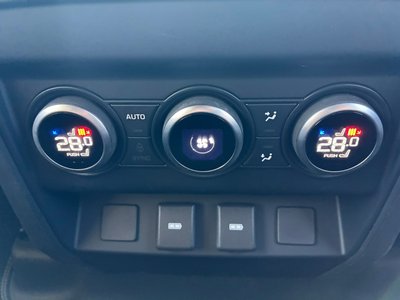 2023 LAND Rover DEFENDER thumbnail 40