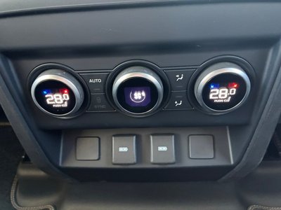 2023 LAND Rover DEFENDER thumbnail 39