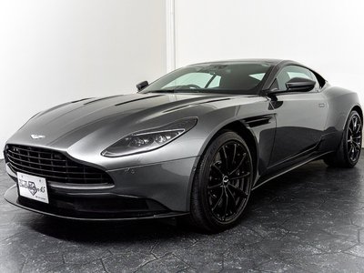 2019 Aston Martin DB11 — фото 10