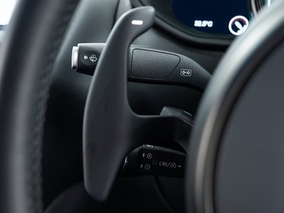 2019 Aston Martin DB11 — миниатюра 69