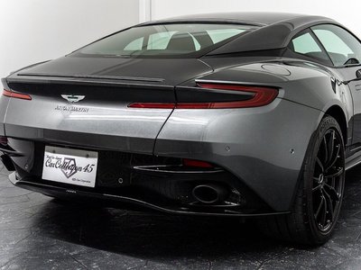 2019 Aston Martin DB11 — миниатюра 27