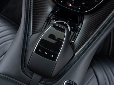 2019 Aston Martin DB11 — миниатюра 64