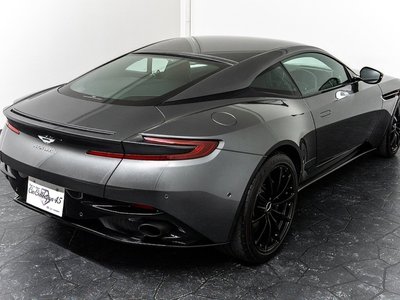 2019 Aston Martin DB11 — миниатюра 36