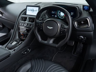 2019 Aston Martin DB11 — миниатюра 38