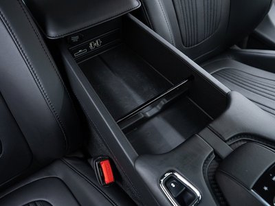 2019 Aston Martin DB11 — миниатюра 67