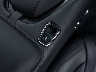 2019 Aston Martin DB11 — миниатюра 65