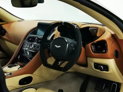 صورة 12 لـ 2024 Aston Martin DBS SUPERLEGGERA