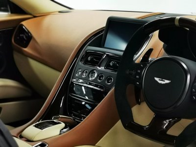 صورة 13 لـ 2024 Aston Martin DBS SUPERLEGGERA