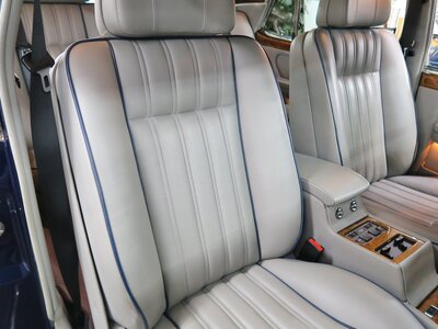 1996 ROLLS-ROYCE SILVER SPIRIT — миниатюра 31