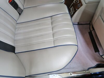 1996 ROLLS-ROYCE SILVER SPIRIT — миниатюра 37
