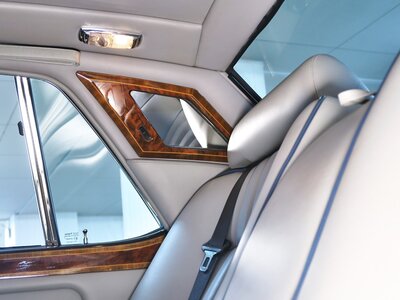 1996 ROLLS-ROYCE SILVER SPIRIT — миниатюра 63