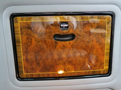 1996 ROLLS-ROYCE SILVER SPIRIT — миниатюра 40