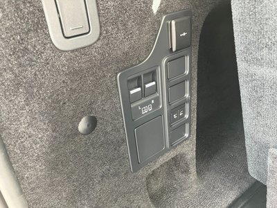 2024 LAND Rover DISCOVERY thumbnail 103