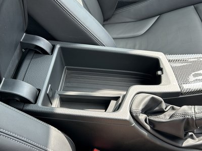 2018 BMW M4 COUPE thumbnail 32