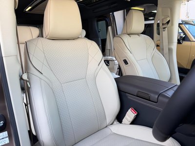 2025 Toyota ALPHARD 照片 15