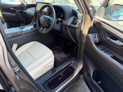2025 Toyota ALPHARD 照片 13
