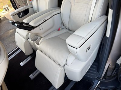 2025 Toyota ALPHARD 照片 36