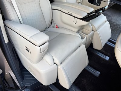 2025 Toyota ALPHARD 照片 30