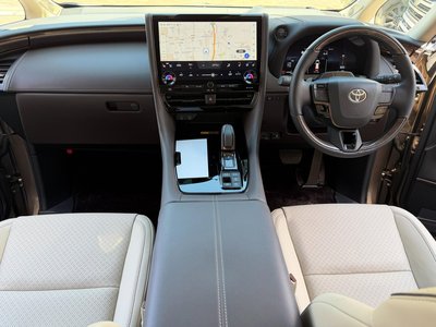 2025 Toyota ALPHARD 照片 12