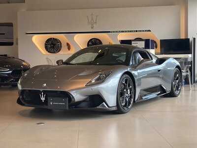 2022 Maserati MC20 photo 1